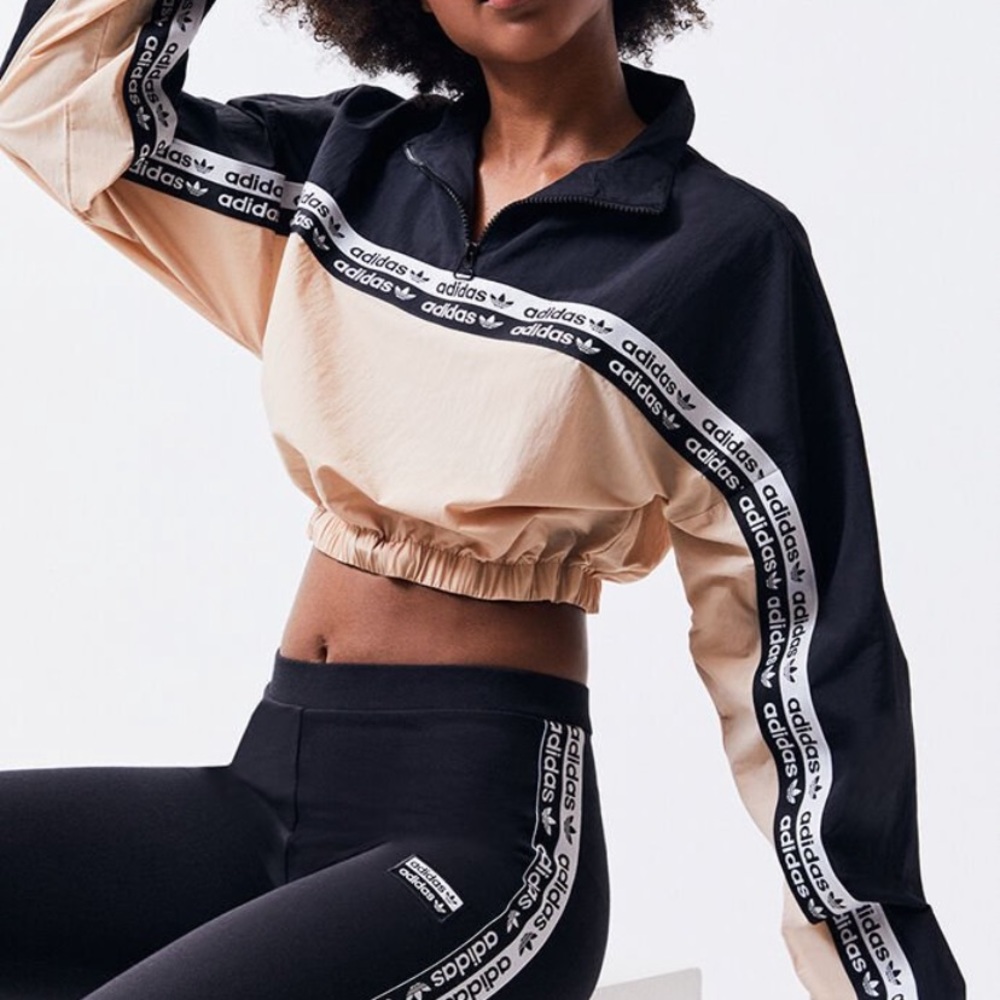 If anyone has this In a small or xs